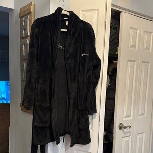 VS PINK Black Plush Robe